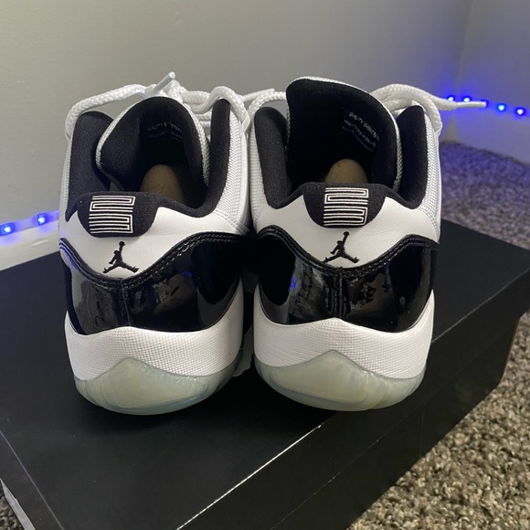 Jordan Concord 11 - Picture 4 of 13